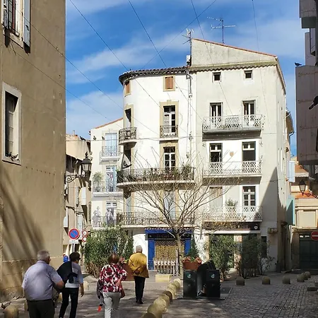 Appartement Les Toits Wifi Gratuit Vue Cœur De Historique Et Halles